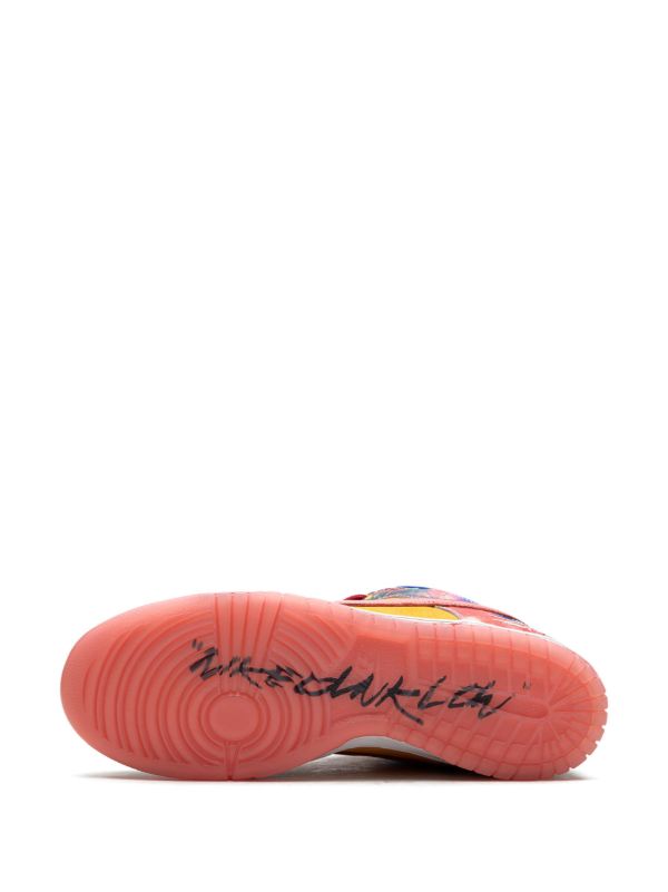 Dunk Low SB "Friends & Family - Futura Laboratories - Sunblush" sneakers
