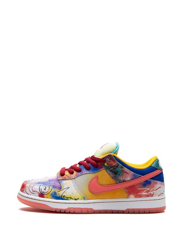 Dunk Low SB "Friends & Family - Futura Laboratories - Sunblush" sneakers